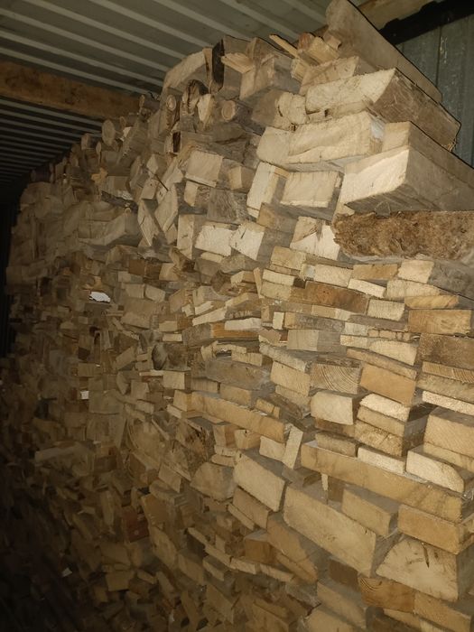 Дрова ағаш отын сатылады