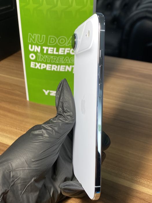 iPhone Air • 256 GB • Sky Blue