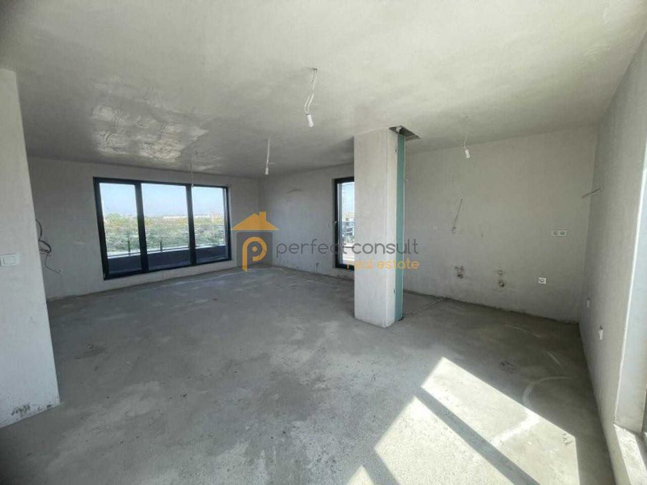 Тристаен Апартамент в Кършияка