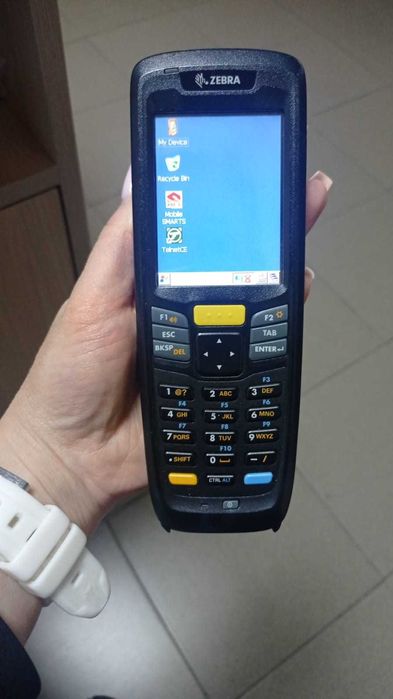 ТСД Zebra MC2100 - мобильный компьютер.