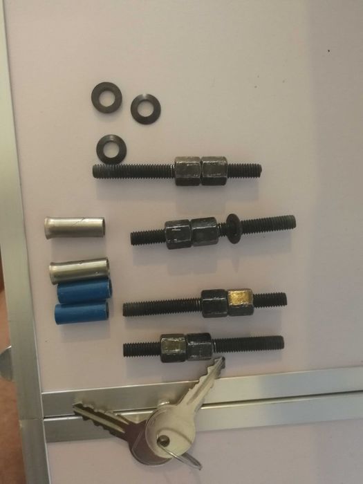 Оригинални греди, багажник за Мазда 5, 2010-2015