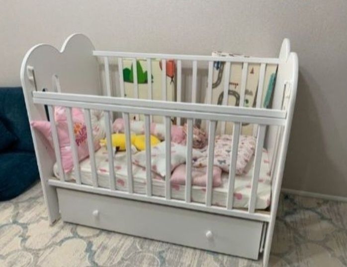 Продам манеж детский