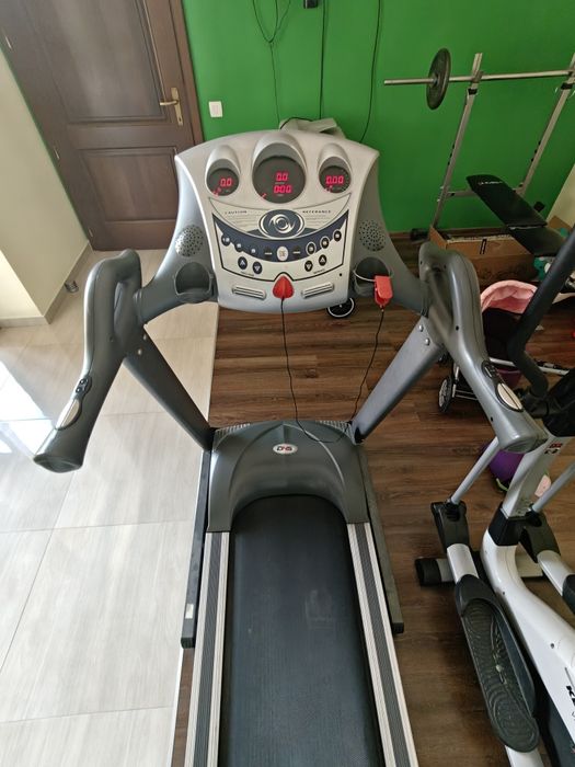 Banda de alergat DHS BW325, electrică, cu înclinare și programe