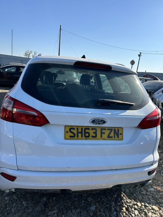 Haion cu lunetă Ford Focus 3 Break
