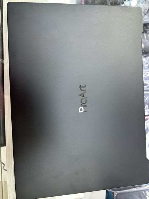 ASUS PROART  RYZEN 7-5800H/16GB/512GB/RTX3050Ti/16 4k Oled
