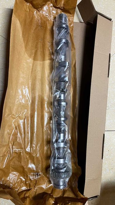 Распредвал на Toyota 2TR