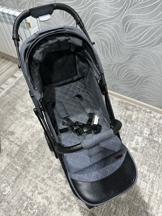 Коляска прогулочная Babalo Future, графит