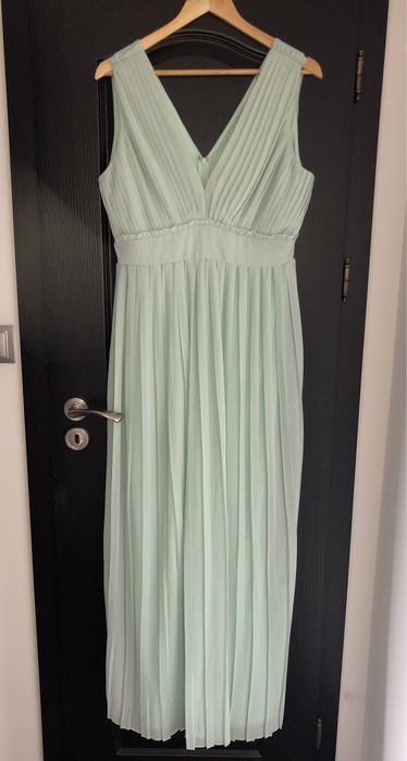 Рокля цвят мента
