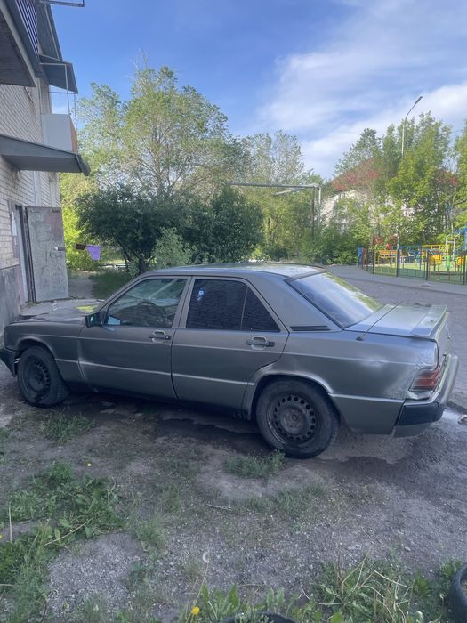 Mersedes190 мерседес 190
