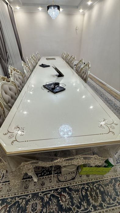 Дагестанский стол (6 метров) со стульями