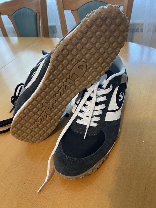 Нови мъжки маратонки Champion