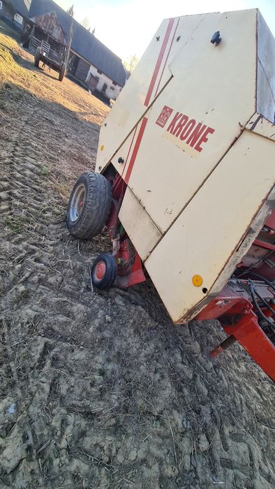 Vand sau schimb cu camioneta cub sau prelata sau vitei,tauri  Presa k
