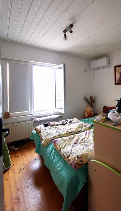 Реновирана тухлена къща в с.Добри дял