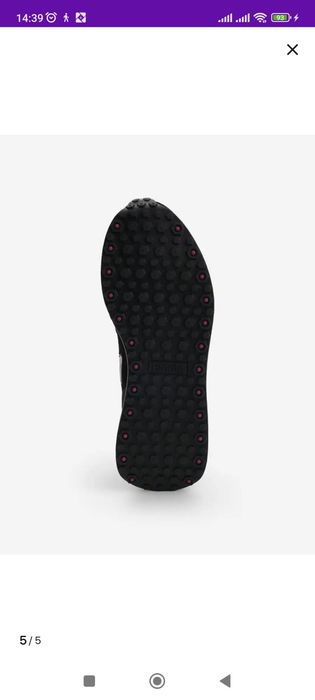 Продам кроссовки