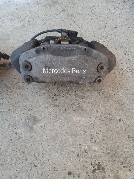 Спирачни апарати 4 бутални Мерцедес w211