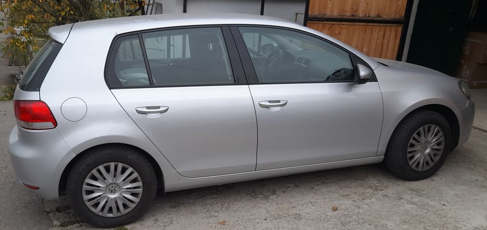 VOLKSWAGEN Golf 2010 — imagine 4