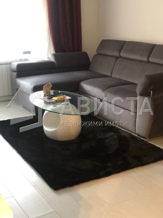 Дава се под наем Двустаен апартамент в София, Център - 75 кв.м за 800 € - Снимка #1