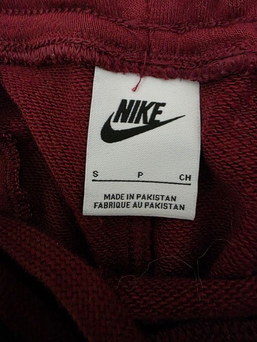Pantaloni Nike visiniu
