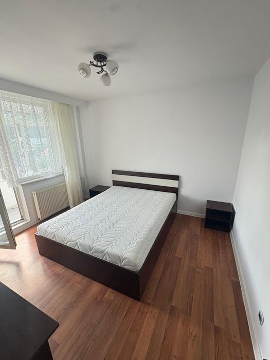 Apartament 3 camere de inchiriat - ultra-central, centru, zona 0, str Petru Rares