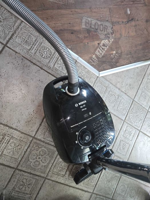 Прахосмукачка Bosch GL 30 Allergy
