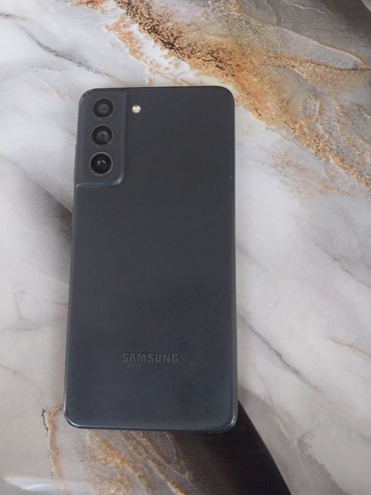 Samsung galaxy s21 fe 256гб обмен