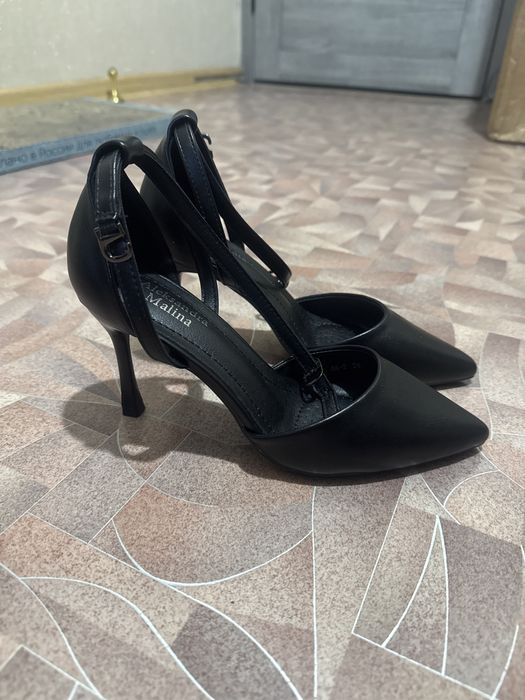 Туфли черные 36 размер