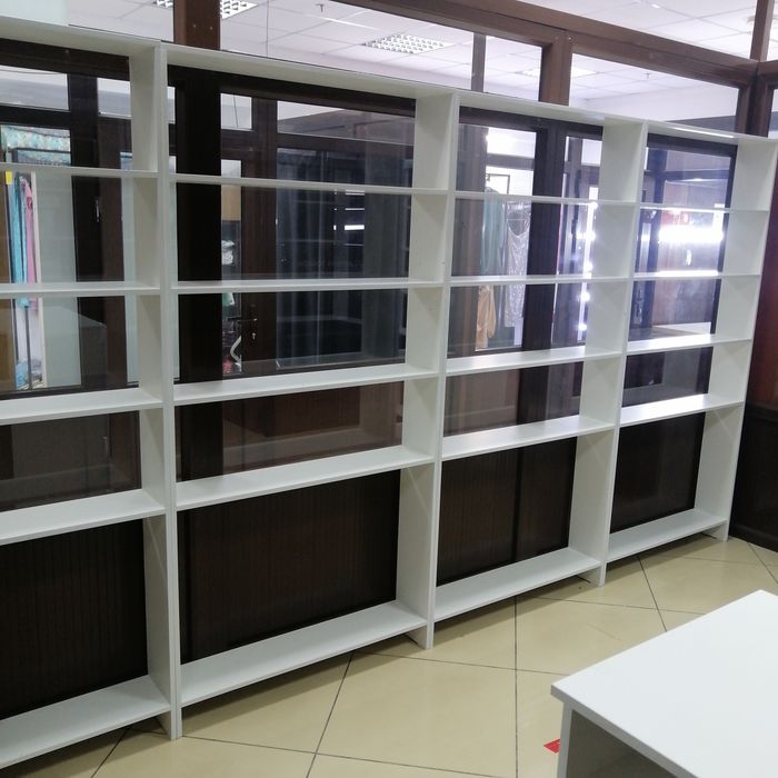 Стеллаж полка витрина шкаф