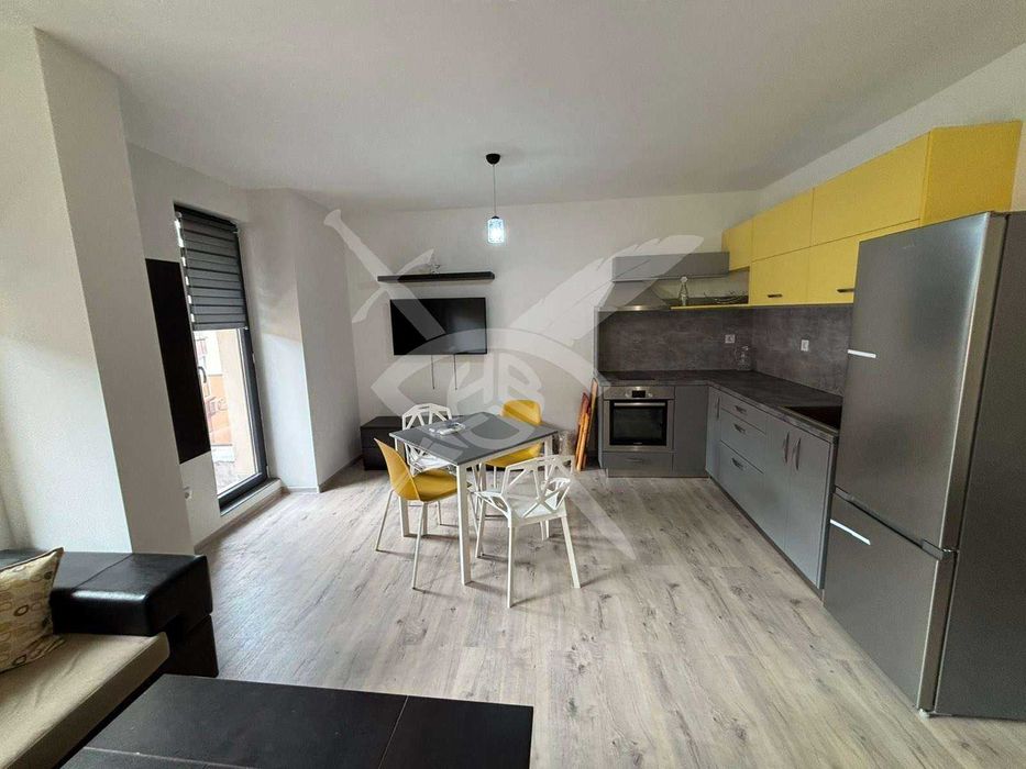 Четиристаен апартамент - кв. Младежки хълм - 11869191