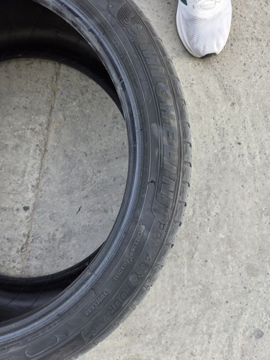Продам резину 245/40/19 Michelin (Мишлен)