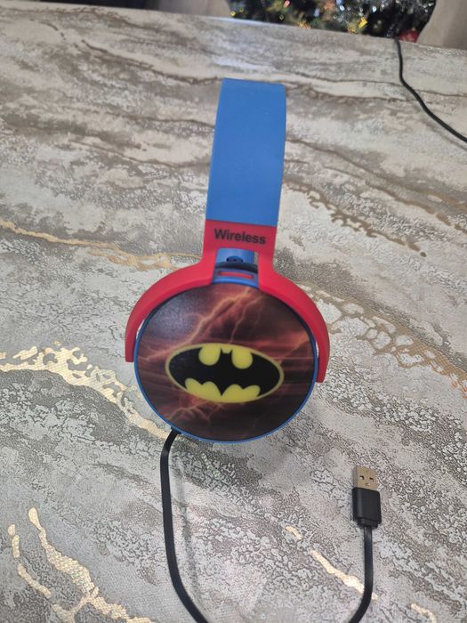 Детски слушалки с батерия батман лого