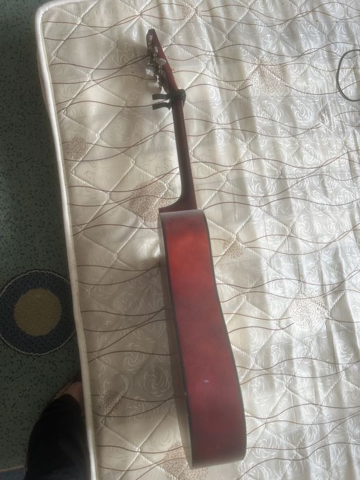 Гитара и мини кондиционер