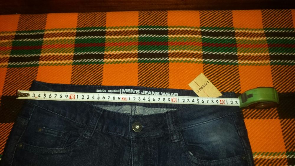 Мъжки дънки чисто нови