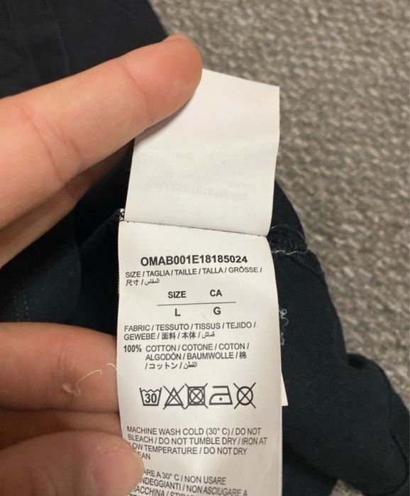 Pulover Off White longsleeve marime M fit S-M