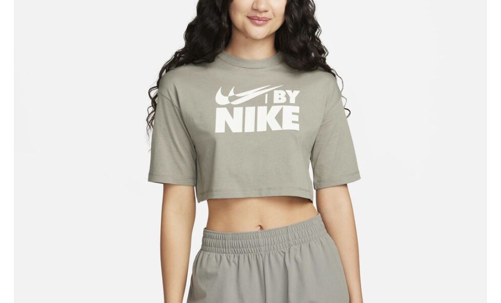 Къса тениска Nike