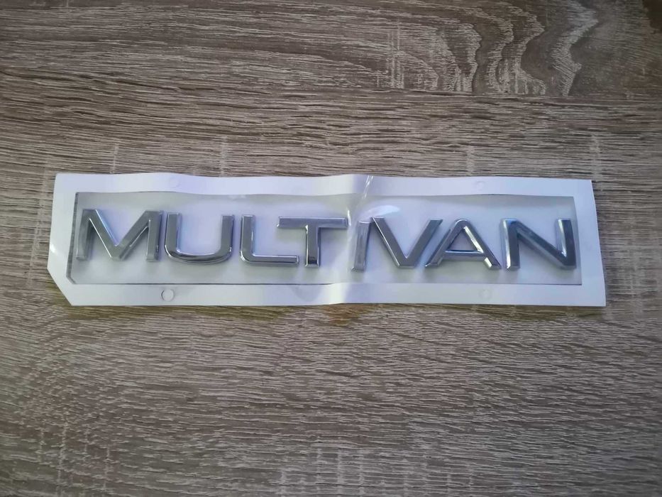 надпис Volkswagen Multivan нов шрифт
