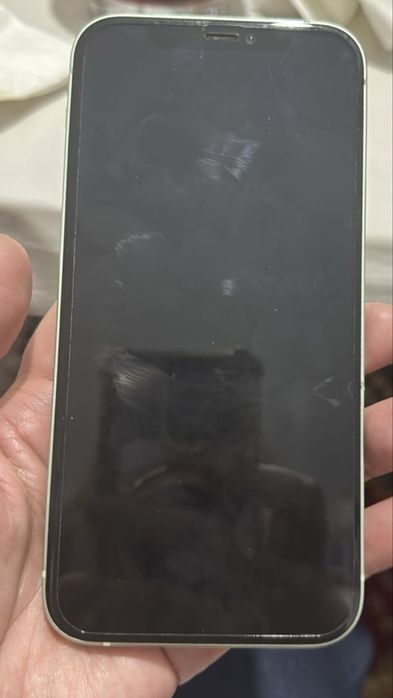 Обменяю Iphone 12