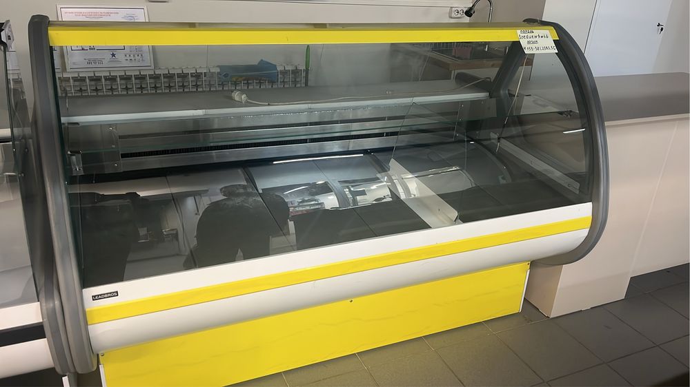 Холодильная витрина