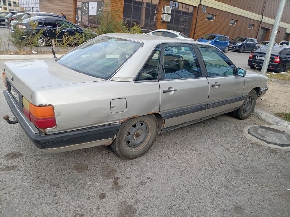 Продам Ауди 100 С3