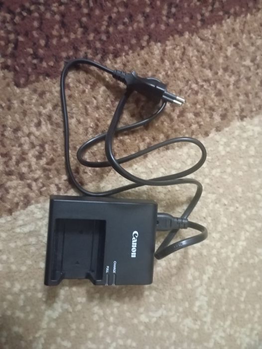 Камера Canon 4000D