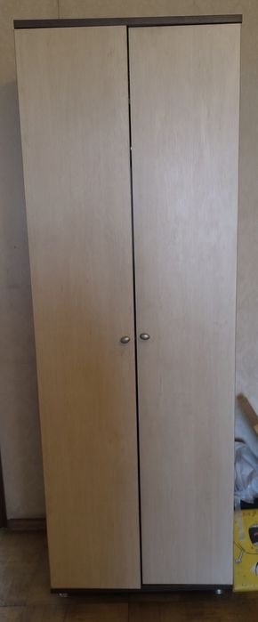 Отдам мебель в гостиную (горку).