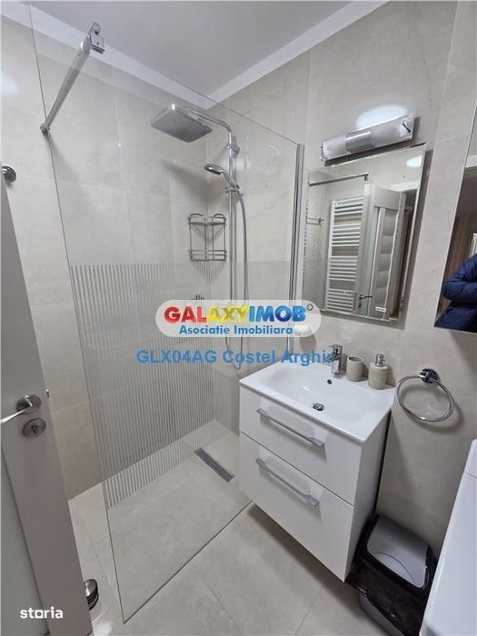 Inchiriem penthouse in zona centrala