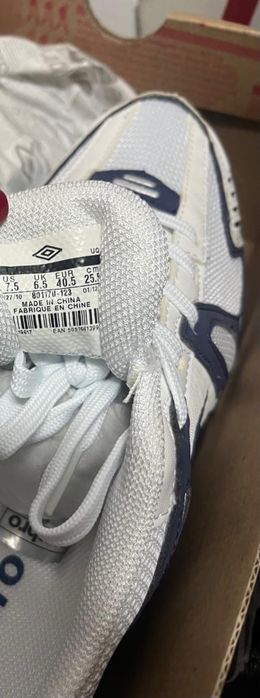 umbro кроссовки