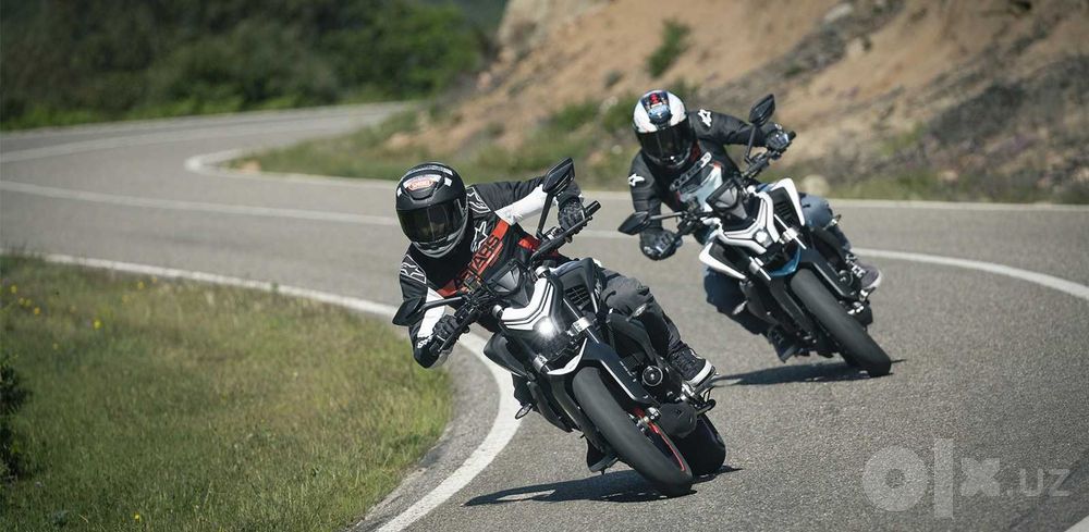 CFMOTO 450NK — новый, официальный дилер, рассрочка без взноса