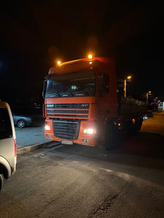 Транспорти услуги с бордови камион и кранове