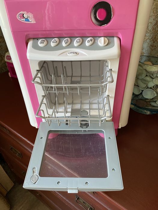 Детская посудомоечная машинка