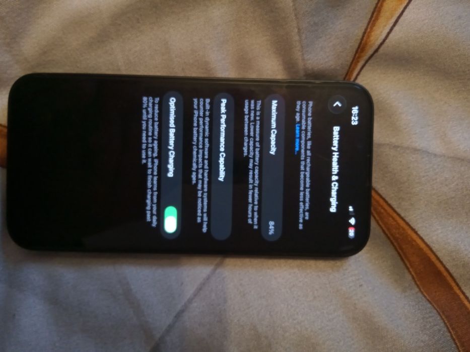 iPhone 14 – 128 GB, Midnight Blue 

Телефонът е