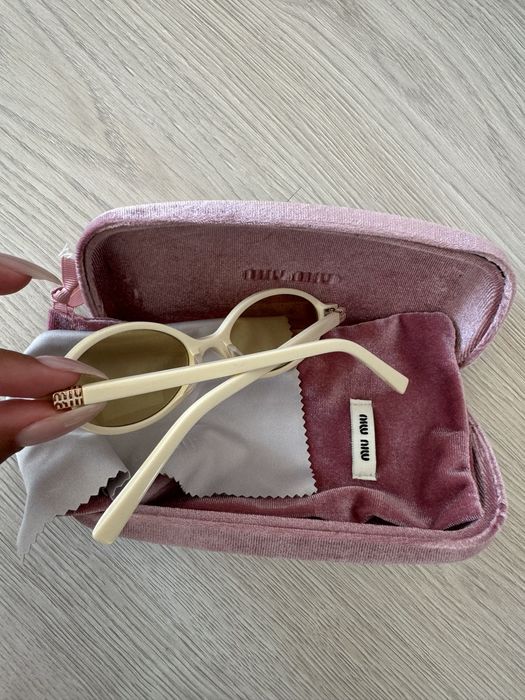 Miu miu оригинални слънчеви очила