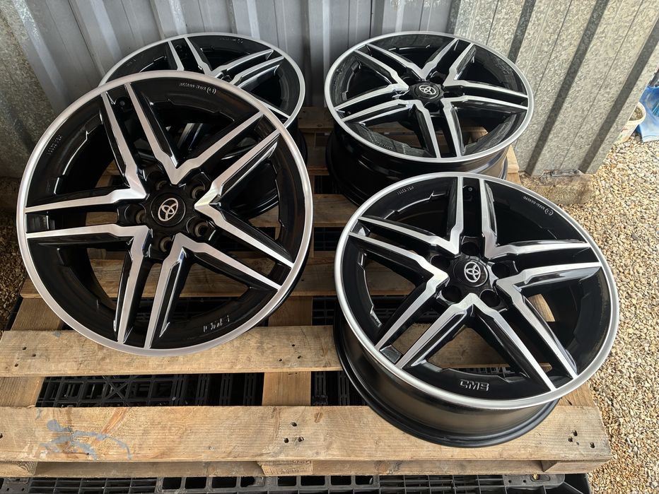 18 цола 5 х 114.3 мм Тойота Рав 4 , Авалон , C - HR , Авенсис Корола