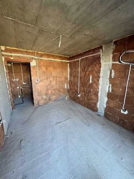 Продава се Двустаен апартамент в Пловдив, Христо Смирненски - 64 кв.м за 1150 €/кв.м - Снимка #2