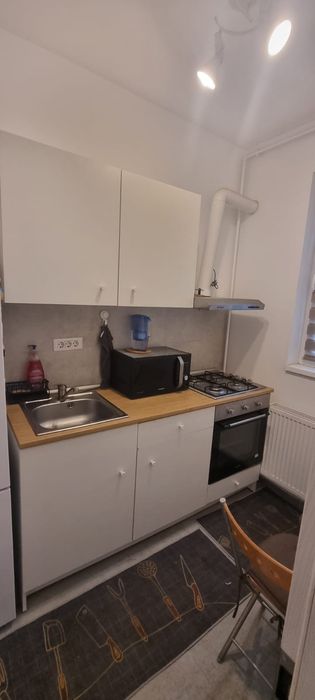 Garsonieră 30 mp + parcare | centrală | balcon închis | Mil